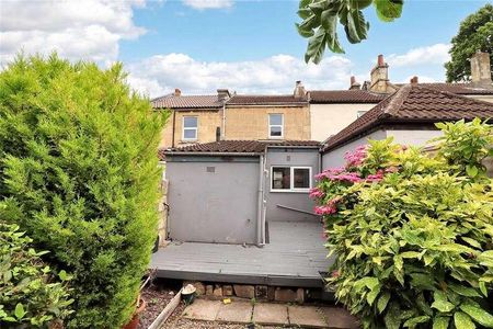 Brougham Hayes, Oldfield Park, Bath, BA2 - Photo 5