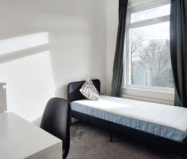 1 bedroom terraced house to rent - Photo 2