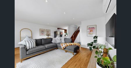 Effortless Living with Modern Appeal - Photo 5