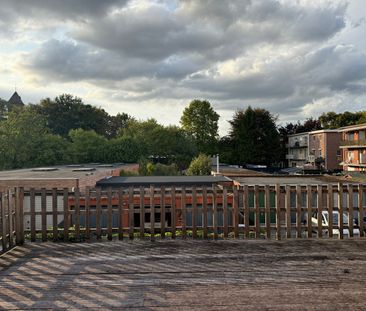 Lichtrijk appartement met terras en garagebox - AFSPRAAK MAKEN VIA ... - Photo 4