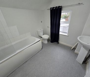 2 bedroom terraced house to rent - Photo 6