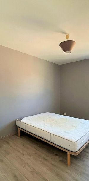 Location Appartement 3 pièces 66m² COUTRAS 33230 - Photo 1