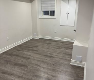 For Lease - 13 Leadenhall Rd ( Bsmt ) Road, Brampton, Ontario - Photo 4