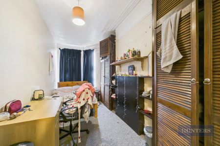 7 bedroom House To Let Total Size: 1626 SQ FT - Photo 3