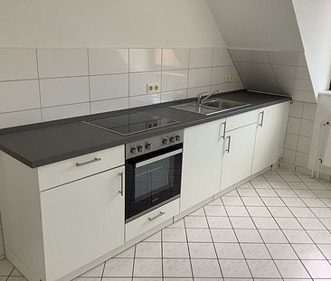 Geräumige 3-Zimmer Dachgeschoss Wohnung - Photo 3