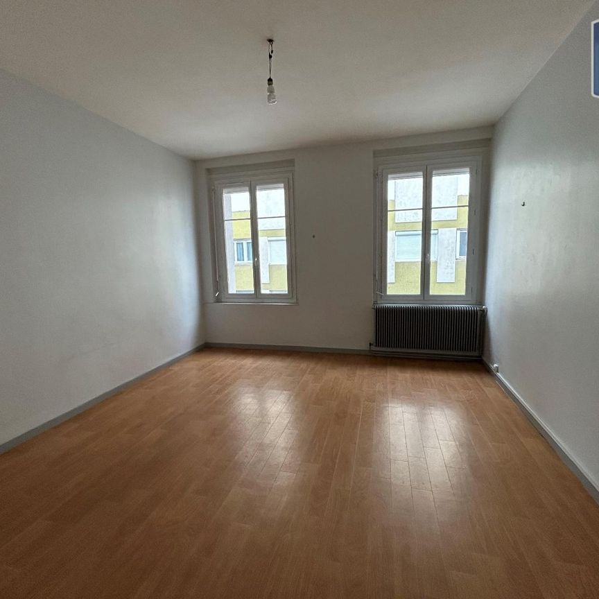 Location Appartement 3 pièces 74m² ST ETIENNE 42100 - Photo 1