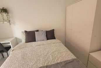 Carrer de Sant Lluís Bertran, Torrent, Valencian Community 46900