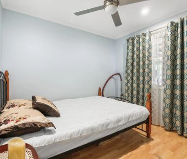 Comfortable Family Home - Photo 4