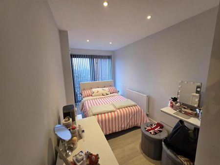 2 bedroom apartment to rent - Photo 4