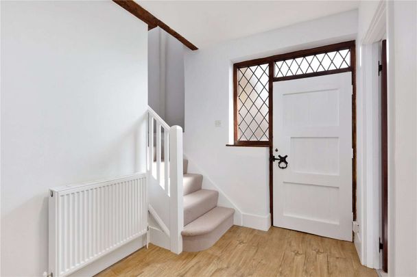 Recently refurbished 2 bedroom end of terrace house in Grade II listed building in the heart of Brenchley village - Photo 1