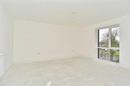 4 bedroom detached house to rent - Photo 5