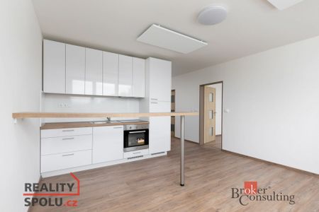 Apartment for rent, 4+kk - 3 bedrooms, 118m - Photo 4
