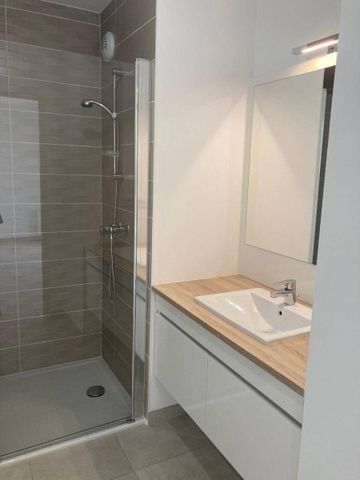 Location appartement récent 2 pièces 41.8 m² à Montpellier (34000) - Photo 4