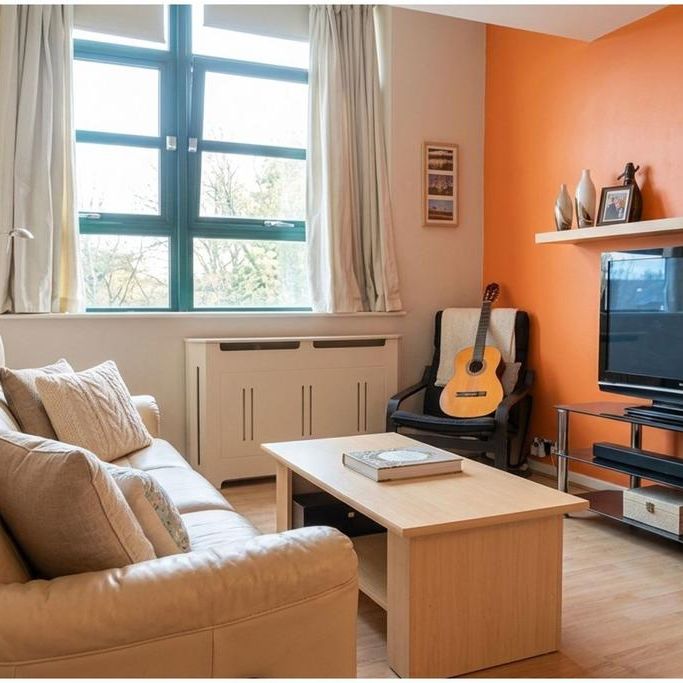 2 bedroom apartment to rent - Photo 1