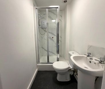 1 bedroom Flat To Let - Photo 3