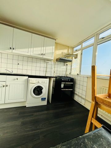 Room in a Shared Flat, Marylands Road, W9 - Photo 4