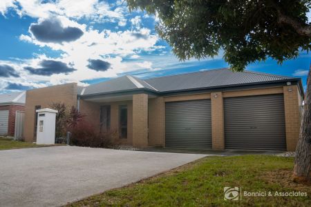 11 Fitzroy Street, 3690, West Wodonga Vic - Photo 3