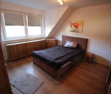 ELSTERNWEG/UNTERRATH 1. OG EINBAUKÜ. LAMINAT SANIERTES DUSCHBAD KOM... - Foto 6