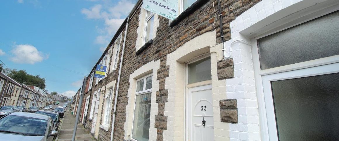 King Street, Treforest - Photo 1