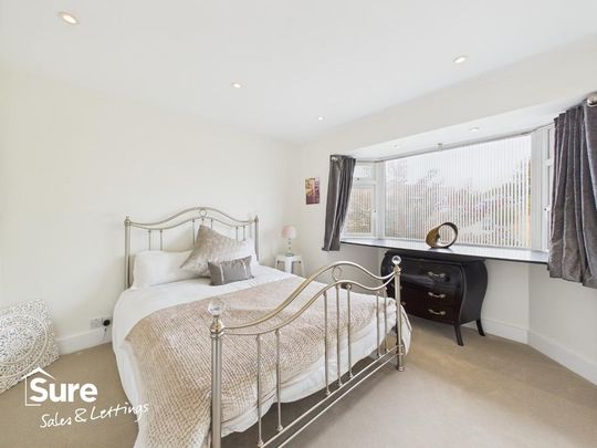 5 bedroom semi-detached house to rent - Photo 1