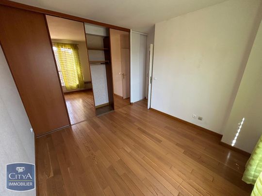 Location Appartement 3 pièces 64m² VOISINS LE BRETONNEUX 78960 - Photo 1