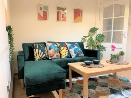 🏡 HMO Property in Tottenham, N17 🏡 Room 4 - Photo 4