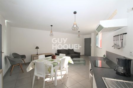 Appartement meublé T2 de 41m² à louer à l'année + Parking - Photo 2