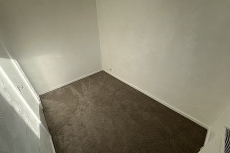 Canterbury Way - Photo 3