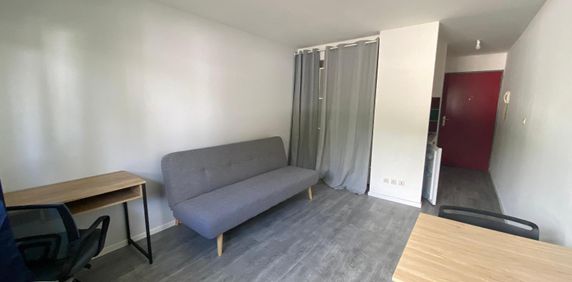 Location Appartement 1 pièce 20m² STE CLOTILDE 97490 - Photo 2