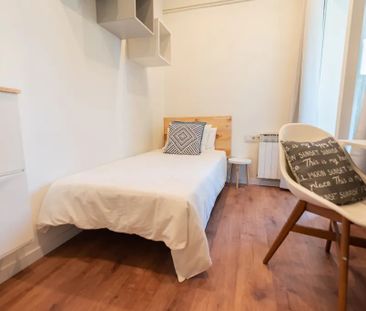 Ronda de Sant Pere, Barcelona, Catalonia 08010 - Photo 5