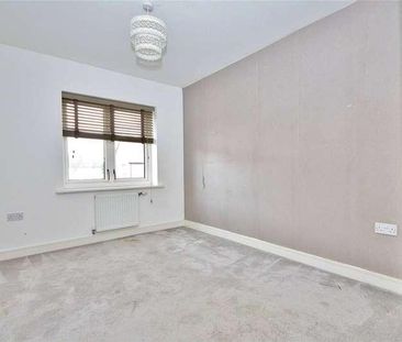 Jelley Way, Woking, Surrey, GU22 - Photo 2