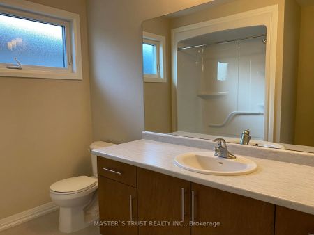 Detached Home For Lease | X9235181 - Photo 3