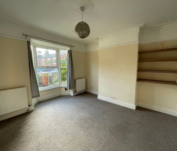 2 bedroom Mid Terraced House to let - Photo 3