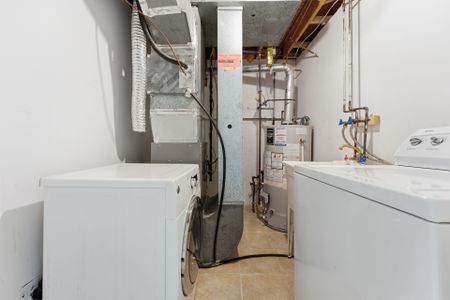 For Lease - 112 Kersey Crescent Unit# BSMT, Richmond Hill, Ontario - Photo 4