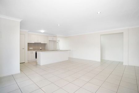 9 Isobel Avenue, 4754, Mirani Qld - Photo 2