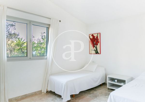 House for rent in Cala San Vicente