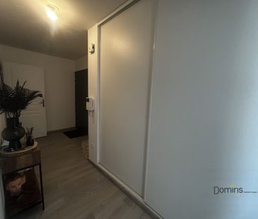 Location Appartement 2 pièces 48m² NEUVILLE EN FERRAIN 59960 - Photo 4