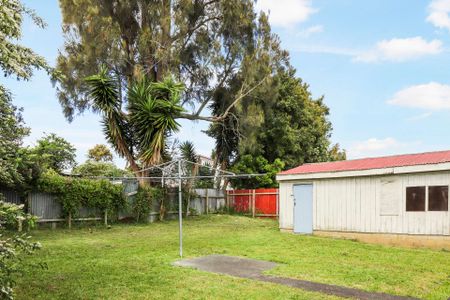 Three Bedroom Home! - Photo 5