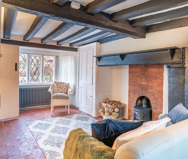 Grade II Listed Cottage to let in Monks Risborough - Photo 2