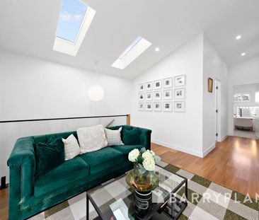 Luxury Living in the Heart of Keilor East - Photo 3