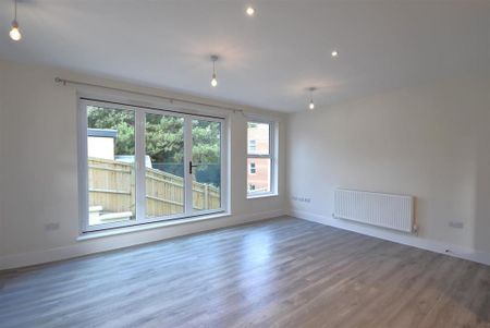 2 bedroom apartment to rent - Photo 2