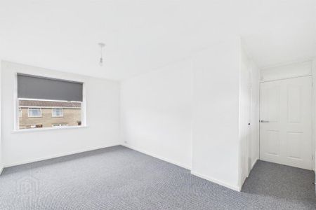 30 Strand Avenue, Holywood, BT18 9AW - Photo 5