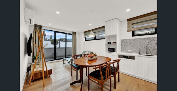 Tranquil Sanctuary in Elite Locale - FULLY FURNISHED - Photo 1