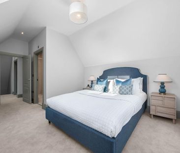 3 bedroom semi-detached house to rent - Photo 4