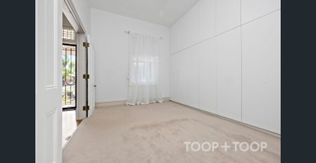 Character home with superb modern improvements - Photo 3