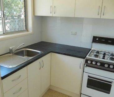 Refreshly updated unit in perfect location - Photo 1