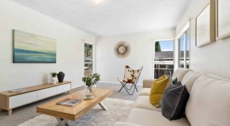 3 bedroom lovely family home - Photo 4