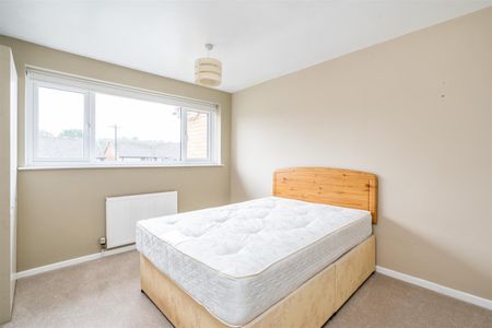3 bed terraced house to rent in Marie Drive, Birmingham, B27 - Photo 4