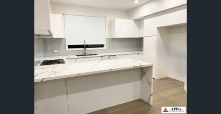 Designer Executive Residence - Photo 5