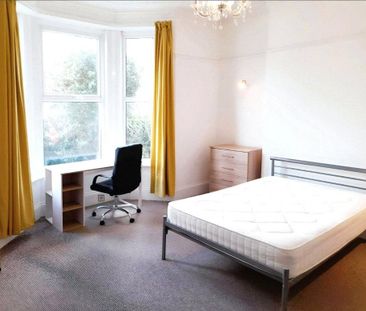 1 bedroom in a house share to rent - Photo 4